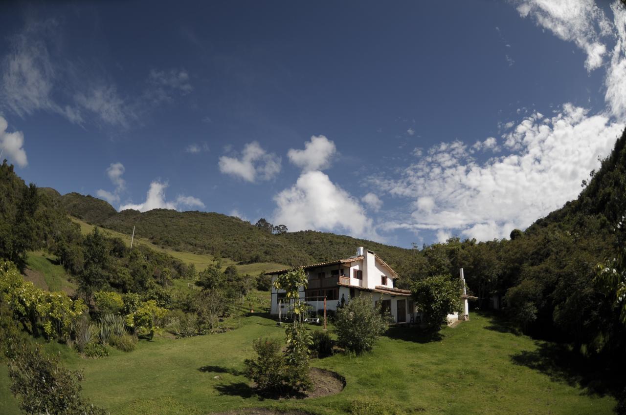 Jardin Colibri Rnt 33633 Villa Guatavita Bagian luar foto